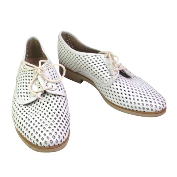Chelsea Crew PERFORATED WHITE LEATHER LACE UP FLAT ROUND TOE OXFORD SHOES Sz 8 - Picture 6 of 12